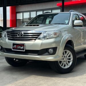 Toyota Fortuner 2013.0 มือสอง ดีเซล ไมล์  จัดไฟแนนซ์ได้ รถบ้านแท้
