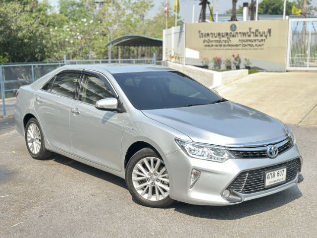 Toyota Camry 2015.0 มือสอง ไฮบริด ไมล์ มือเดียว ราคาถูก