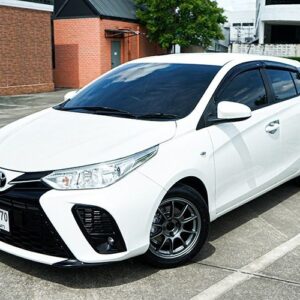 Toyota Yaris 2021.0 มือสอง เบนซิน ไมล์  เครดิตดีออกรถ 0 บาท ไมล์แท้