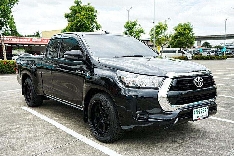 Toyota Hilux Revo 2022.0 มือสอง ดีเซล ไมล์  จัดไฟแนนซ์ได้ เช็กศูนย์ทุกระยะ - Image 3