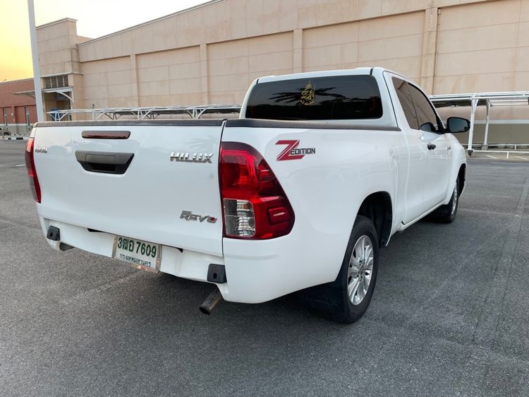Toyota Hilux Revo 2023.0 มือสอง ดีเซล ไมล์ ฟรีดาวน์ เช็กศูนย์ทุกระยะ - Image 4