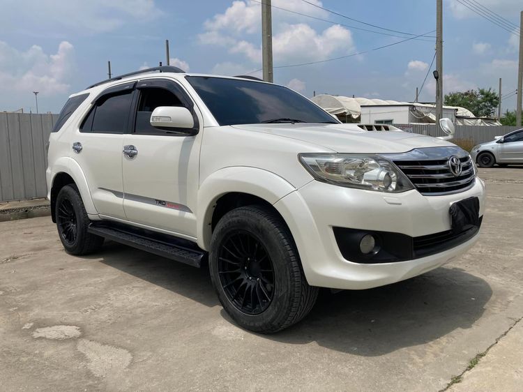 Toyota Fortuner 2012.0 มือสอง ดีเซล ไมล์ รถบ้านแท้ มือเดียว - Image 2