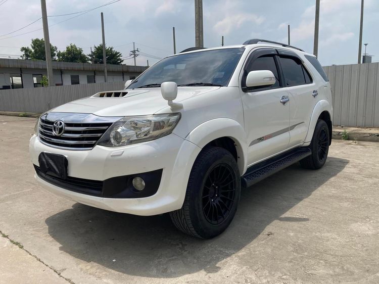 Toyota Fortuner 2012.0 มือสอง ดีเซล ไมล์ รถบ้านแท้ มือเดียว - Image 3