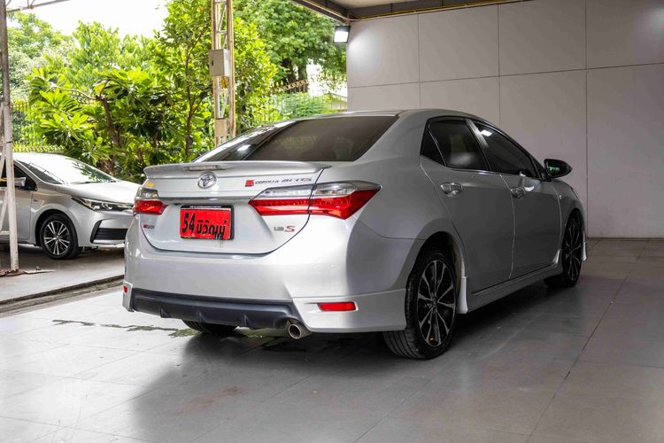 Toyota Altis 2019.0 มือสอง เบนซิน ไมล์  ฟรีดาวน์ รถบ้านแท้ - Image 4