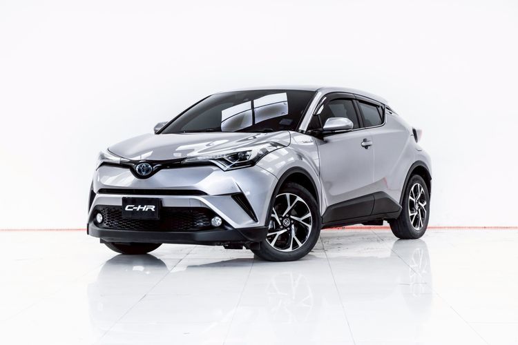 Toyota C-HR 2018.0 มือสอง ไฮบริด ไมล์  จัดไฟแนนซ์ได้ เครดิตดีออกรถ 0 บาท