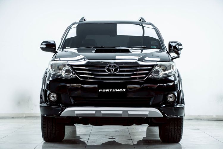 Toyota Fortuner 2014.0 มือสอง ดีเซล ไมล์  เครดิตดีออกรถ 0 บาท สภาพนางฟ้า - Image 4