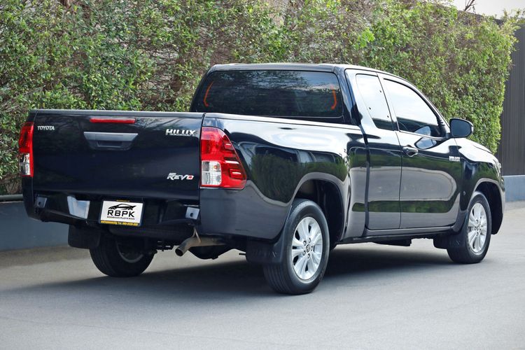 Toyota Hilux Revo 2024.0 มือสอง ดีเซล ไมล์  เช็กศูนย์ทุกระยะ เครดิตดีออกรถ 0 บาท - Image 4