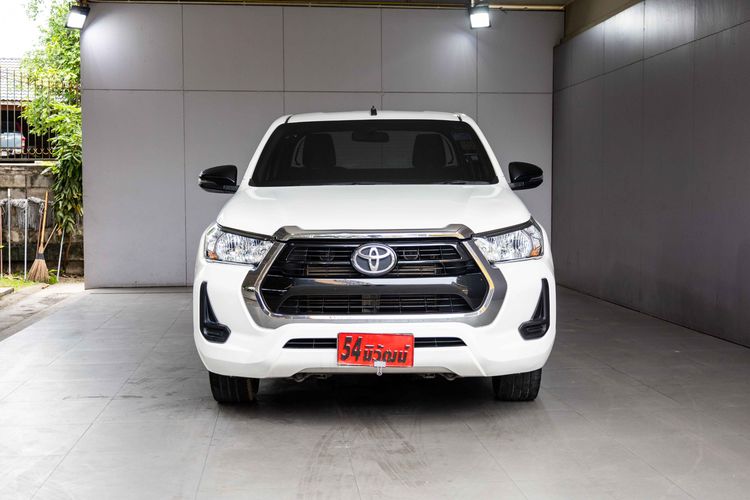 Toyota Hilux Revo 2022.0 มือสอง ดีเซล ไมล์ ฟรีดาวน์ จัดไฟแนนซ์ได้ - Image 2