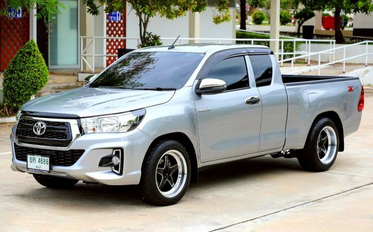 Toyota Hilux Revo 2020.0 มือสอง ดีเซล ไมล์ ไมล์แท้ เครดิตดีออกรถ 0 บาท - Image 2