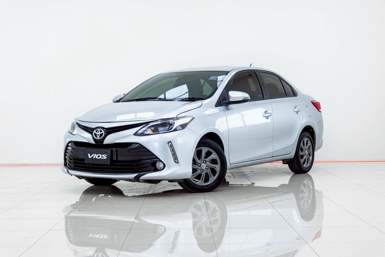 Toyota Vios 2021.0 มือสอง เบนซิน ไมล์  ไม่เคยชน จัดไฟแนนซ์ได้