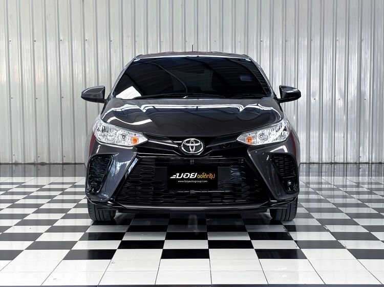 Toyota Yaris 2022.0 มือสอง เบนซิน ไมล์  เครดิตดีออกรถ 0 บาท สภาพนางฟ้า - Image 2