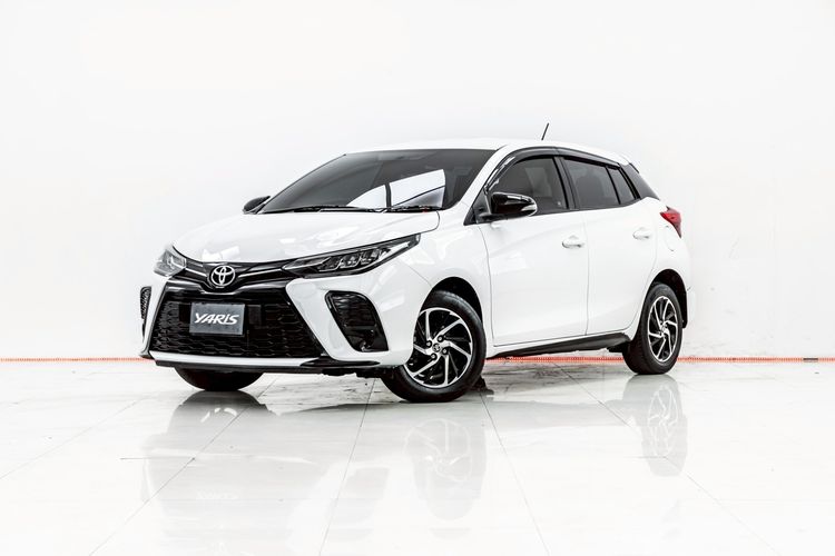 Toyota Yaris 2022.0 มือสอง เบนซิน ไมล์  เครดิตดีออกรถ 0 บาท รถบ้านแท้
