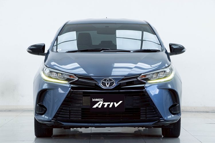 Toyota Yaris ATIV 2021.0 มือสอง เบนซิน ไมล์  ไม่เคยชน เครดิตดีออกรถ 0 บาท - Image 4