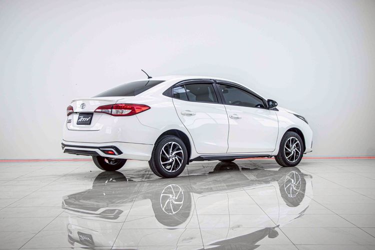 Toyota Yaris ATIV 2022.0 มือสอง เบนซิน ไมล์  รถบ้านแท้ ไม่เคยชน - Image 4