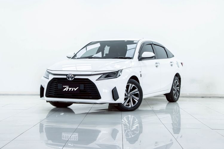 Toyota Yaris ATIV 2022.0 มือสอง เบนซิน ไมล์ ฟรีดาวน์ สภาพนางฟ้า