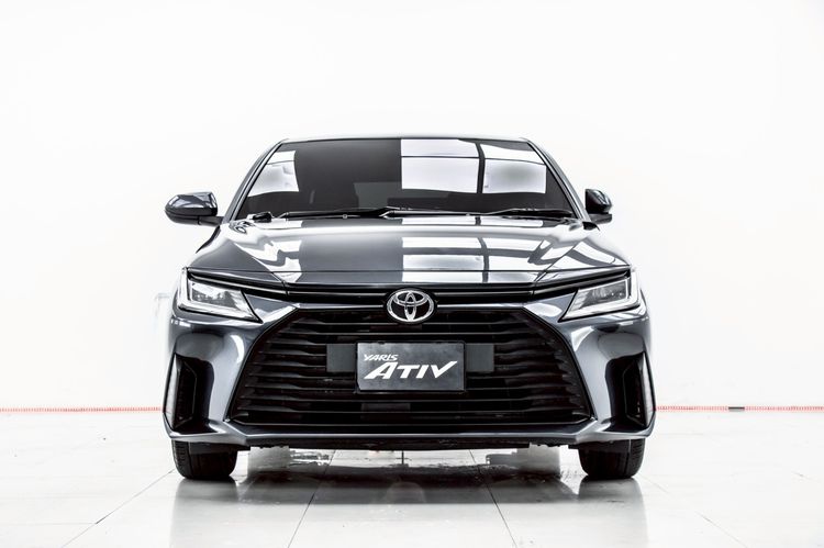 Toyota Yaris ATIV 2022.0 มือสอง เบนซิน ไมล์  เครดิตดีออกรถ 0 บาท เช็กศูนย์ทุกระยะ - Image 4