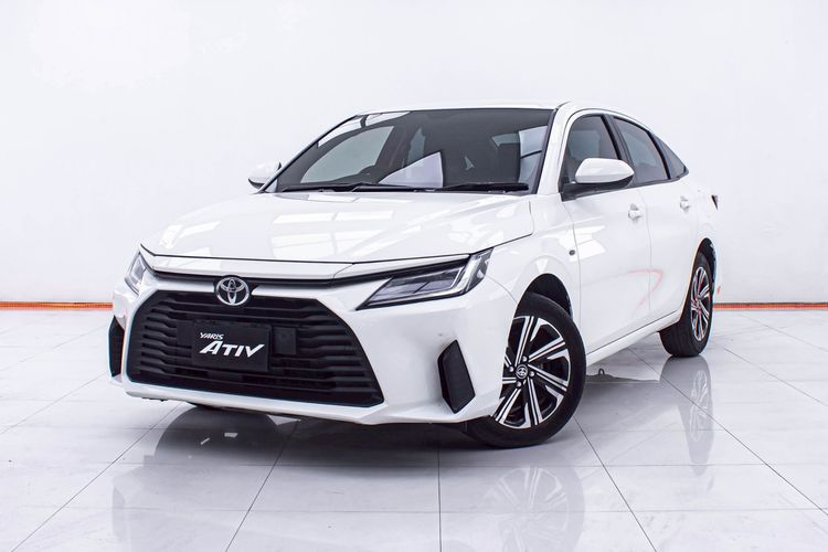 Toyota Yaris ATIV 2023.0 มือสอง เบนซิน ไมล์  เช็กศูนย์ทุกระยะ มือเดียว