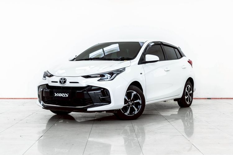 Toyota Yaris 2023.0 มือสอง เบนซิน ไมล์ ไม่เคยชน เครดิตดีออกรถ 0 บาท