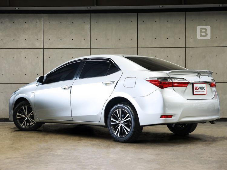 Toyota Altis 2018.0 มือสอง เบนซิน ไมล์  จัดไฟแนนซ์ได้ รถบ้านแท้ - Image 3