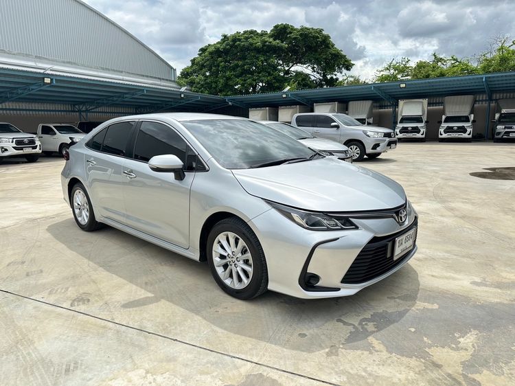 Toyota Altis 2019.0 มือสอง เบนซิน ไมล์  เช็กศูนย์ทุกระยะ รถบ้านแท้ - Image 2