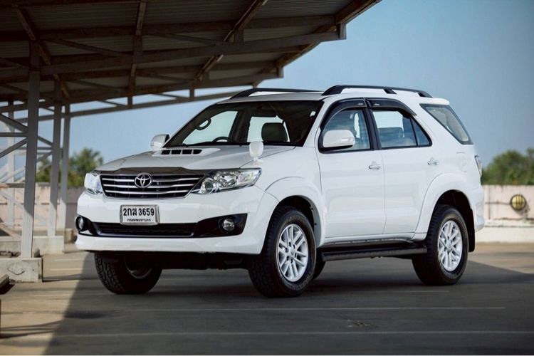 Toyota Fortuner 2013.0 มือสอง ดีเซล ไมล์ ไม่เคยชน สภาพนางฟ้า - Image 2