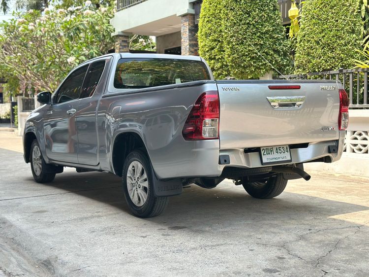 Toyota Hilux Revo 2019.0 มือสอง ดีเซล ไมล์ เครดิตดีออกรถ 0 บาท จัดไฟแนนซ์ได้ - Image 4