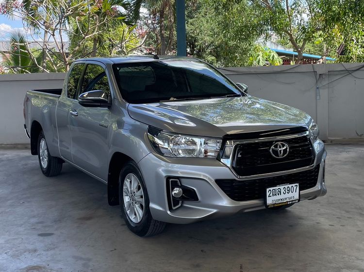 Toyota Hilux Revo 2019.0 มือสอง ดีเซล ไมล์  รถบ้านแท้ ราคาถูก - Image 2