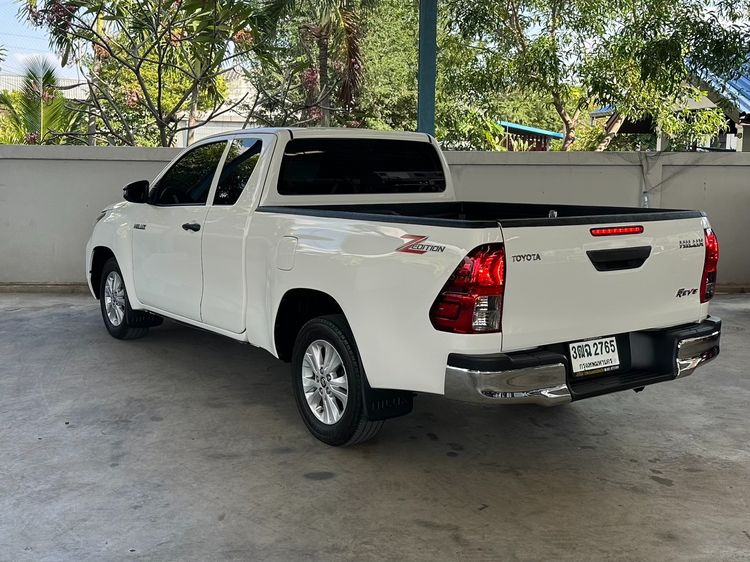 Toyota Hilux Revo 2021.0 มือสอง ดีเซล ไมล์ เครดิตดีออกรถ 0 บาท จัดไฟแนนซ์ได้ - Image 4