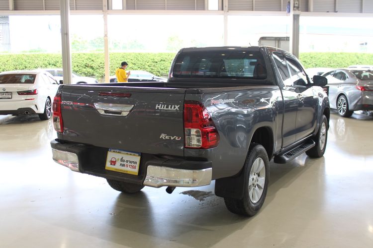 Toyota Hilux Revo 2020.0 มือสอง ดีเซล ไมล์  ฟรีดาวน์ มือเดียว - Image 4