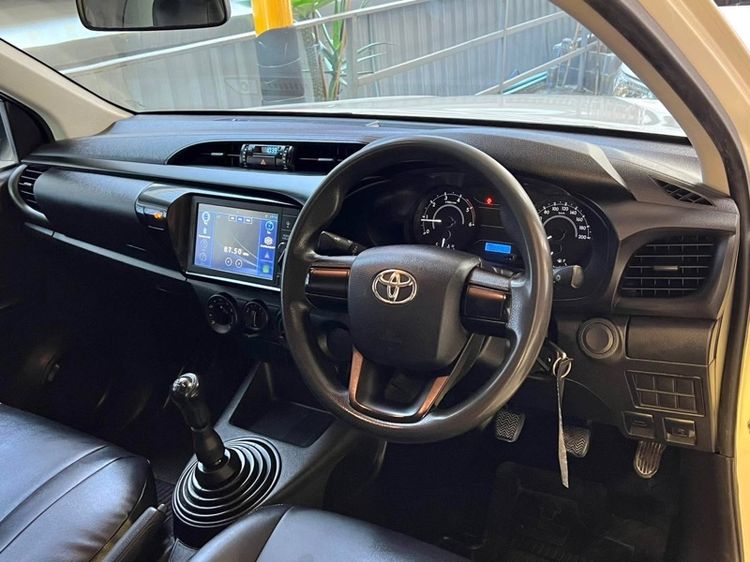 Toyota Hilux Revo 2021.0 มือสอง ดีเซล ไมล์ ไม่เคยชน เช็กศูนย์ทุกระยะ - Image 3