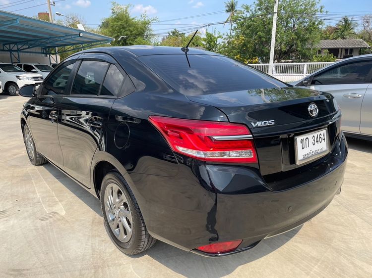 Toyota Vios 2020.0 มือสอง เบนซิน ไมล์  เครดิตดีออกรถ 0 บาท เช็กศูนย์ทุกระยะ - Image 4