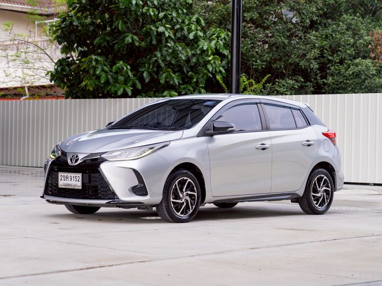 Toyota Yaris 2021.0 มือสอง เบนซิน ไมล์ รถบ้านแท้ เครดิตดีออกรถ 0 บาท - Image 3