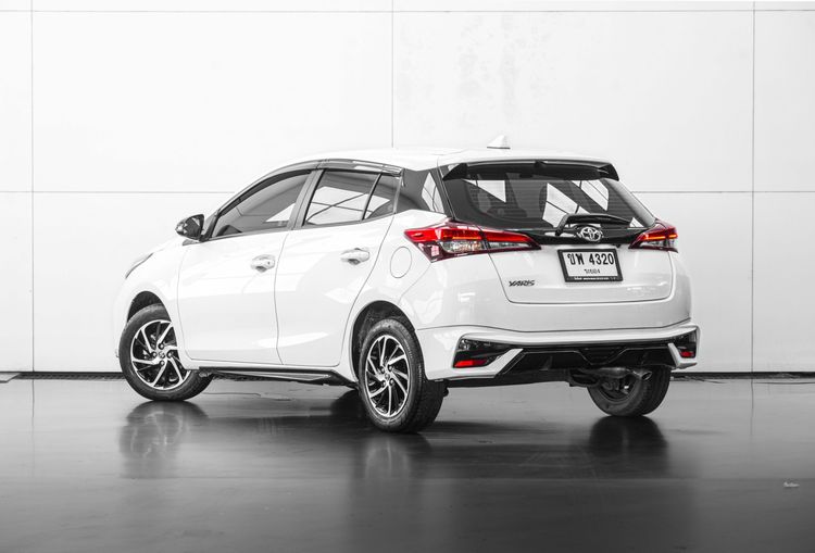 Toyota Yaris 2022.0 มือสอง เบนซิน ไมล์  ไม่เคยชน มือเดียว - Image 4