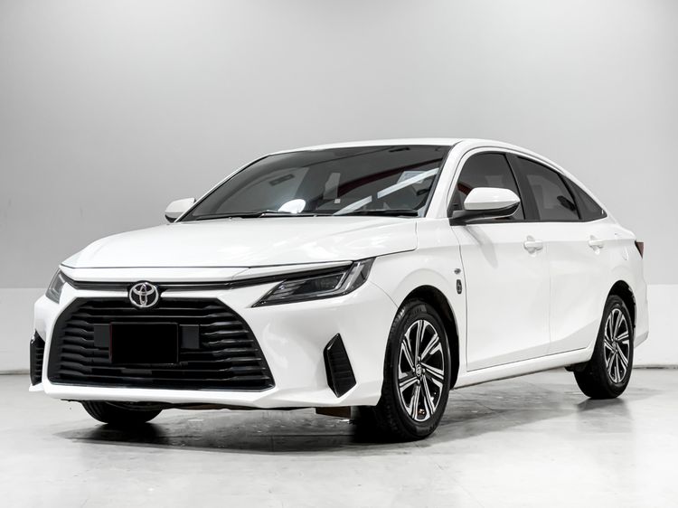 Toyota Yaris ATIV 2023.0 มือสอง เบนซิน ไมล์  เครดิตดีออกรถ 0 บาท ฟรีดาวน์