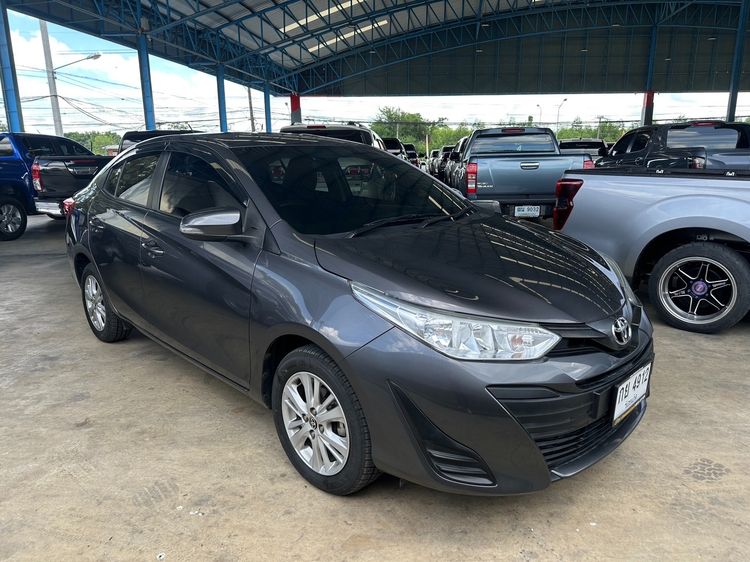 Toyota Yaris ATIV 2019.0 มือสอง เบนซิน ไมล์  ไมล์แท้ จัดไฟแนนซ์ได้ - Image 2
