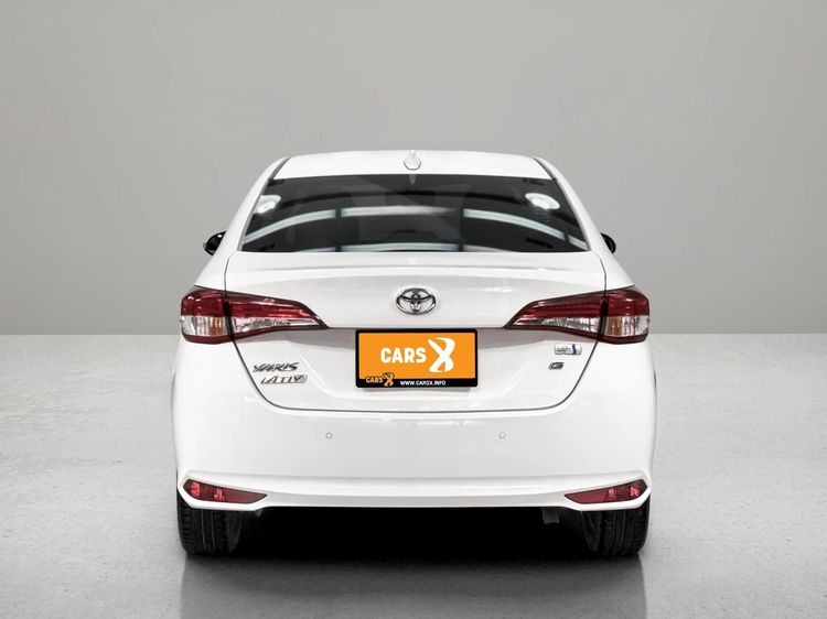 Toyota Yaris ATIV 2017.0 มือสอง เบนซิน ไมล์ เครดิตดีออกรถ 0 บาท รถบ้านแท้ - Image 4