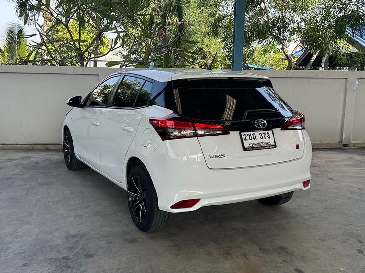 Toyota Yaris 2022.0 มือสอง เบนซิน ไมล์  มือเดียว เช็กศูนย์ทุกระยะ - Image 4