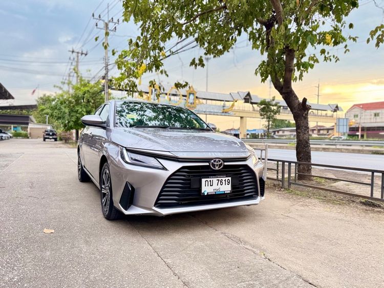 Toyota Yaris ATIV 2022.0 มือสอง เบนซิน ไมล์ รถบ้านแท้ เครดิตดีออกรถ 0 บาท - Image 2