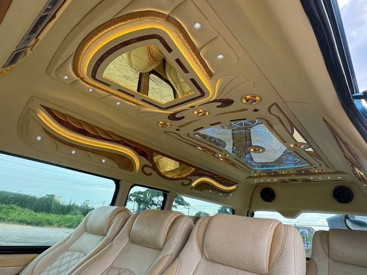 Toyota Commuter 2014.0 มือสอง ดีเซล ไมล์ ไมล์แท้ เครดิตดีออกรถ 0 บาท - Image 2