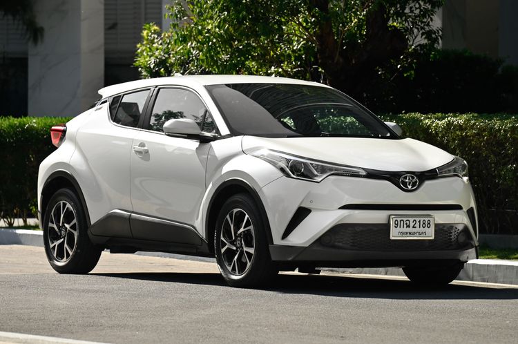 Toyota C-HR 2019.0 มือสอง เบนซิน ไมล์ เครดิตดีออกรถ 0 บาท มือเดียว - Image 2