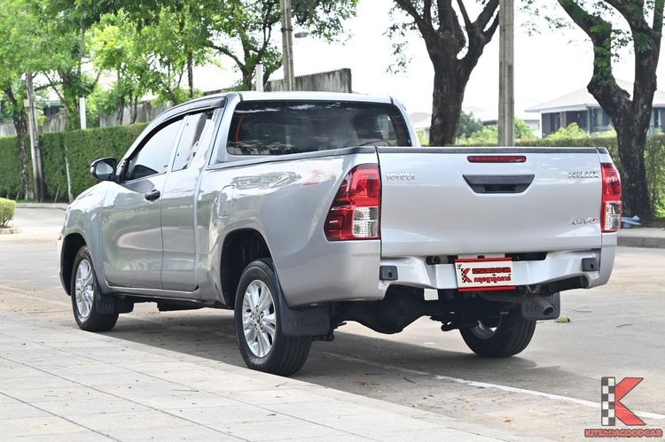 Toyota Hilux Revo 2021.0 มือสอง ดีเซล ไมล์  จัดไฟแนนซ์ได้ รถบ้านแท้ - Image 3