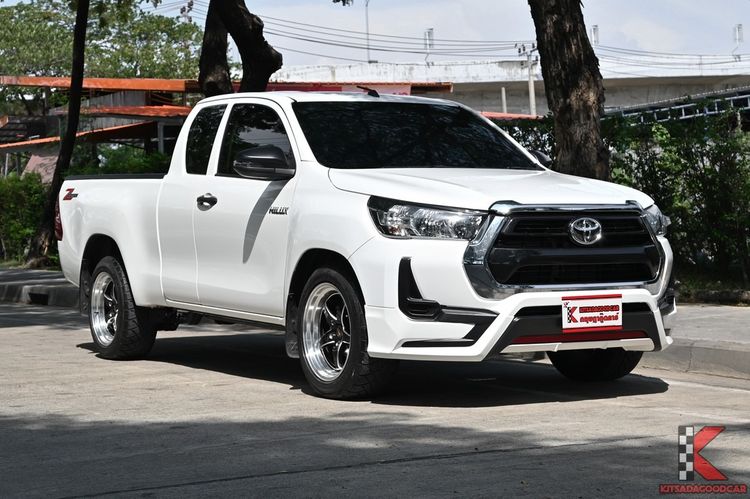 Toyota Hilux Revo 2023.0 มือสอง ดีเซล ไมล์  สภาพนางฟ้า รถบ้านแท้