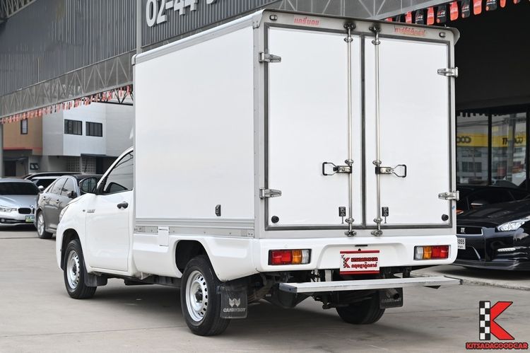 Toyota Hilux Revo 2021.0 มือสอง ดีเซล ไมล์ ไมล์แท้ ฟรีดาวน์ - Image 3