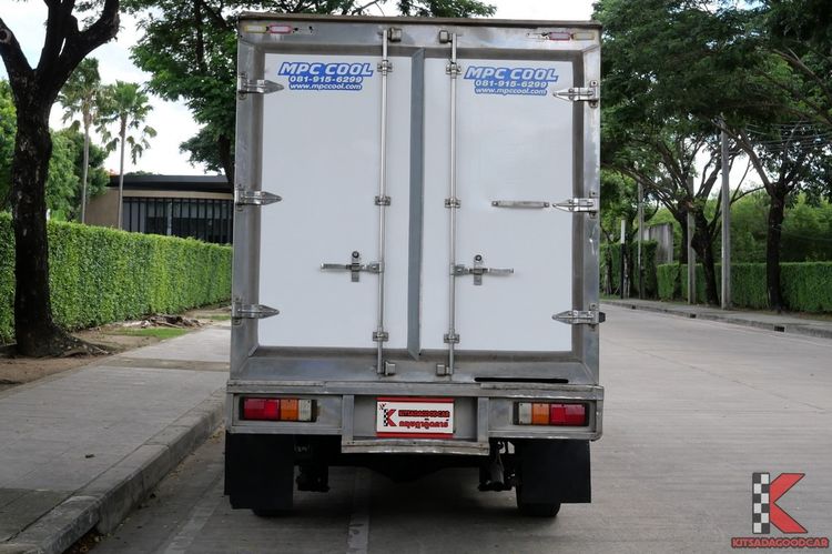 Toyota Hilux Revo 2018.0 มือสอง ดีเซล ไมล์  มือเดียว ไมล์แท้ - Image 4