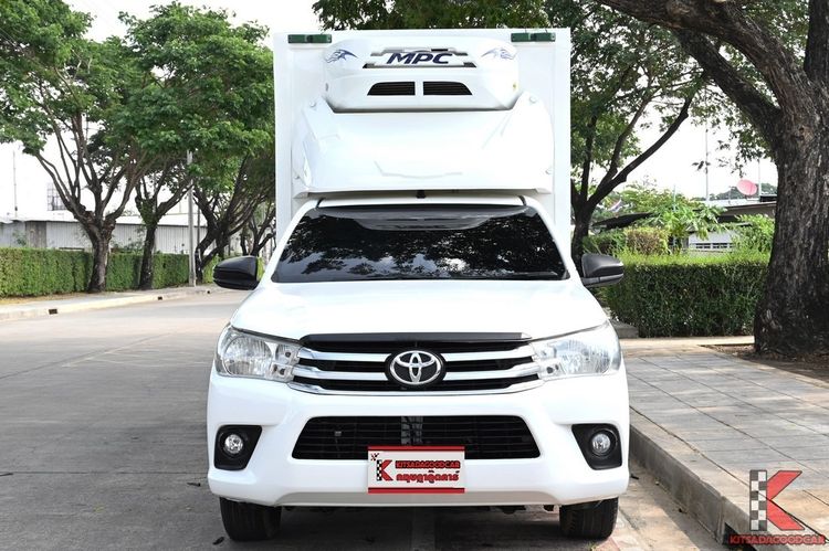 Toyota Hilux Revo 2020.0 มือสอง ดีเซล ไมล์  ฟรีดาวน์ รถบ้านแท้ - Image 2