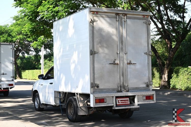 Toyota Hilux Revo 2020.0 มือสอง ดีเซล ไมล์  สภาพนางฟ้า ฟรีดาวน์ - Image 3