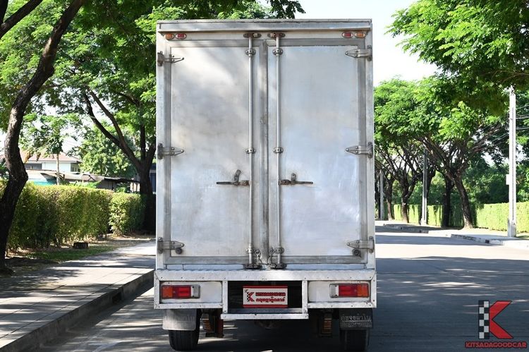 Toyota Hilux Revo 2020.0 มือสอง ดีเซล ไมล์  สภาพนางฟ้า ฟรีดาวน์ - Image 4