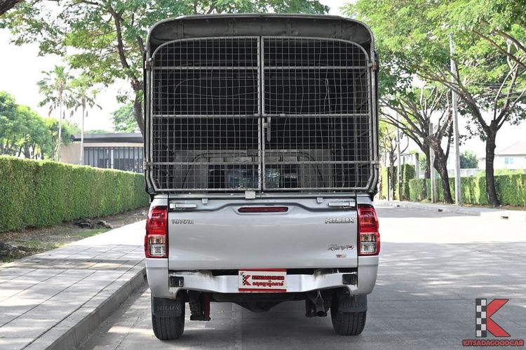 Toyota Hilux Revo 2022.0 มือสอง ดีเซล ไมล์  สภาพนางฟ้า ไมล์แท้ - Image 4