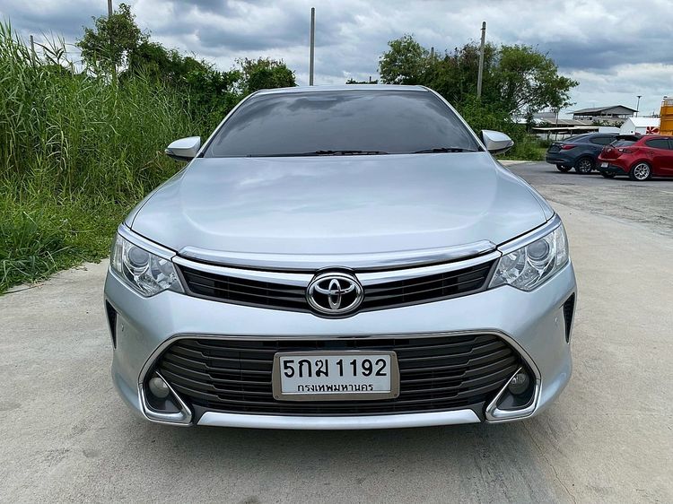 Toyota Camry 2016.0 มือสอง เบนซิน ไมล์  ไม่เคยชน เช็กศูนย์ทุกระยะ - Image 2