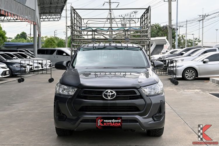 Toyota Hilux Revo 2022.0 มือสอง ดีเซล ไมล์ ฟรีดาวน์ เครดิตดีออกรถ 0 บาท - Image 2